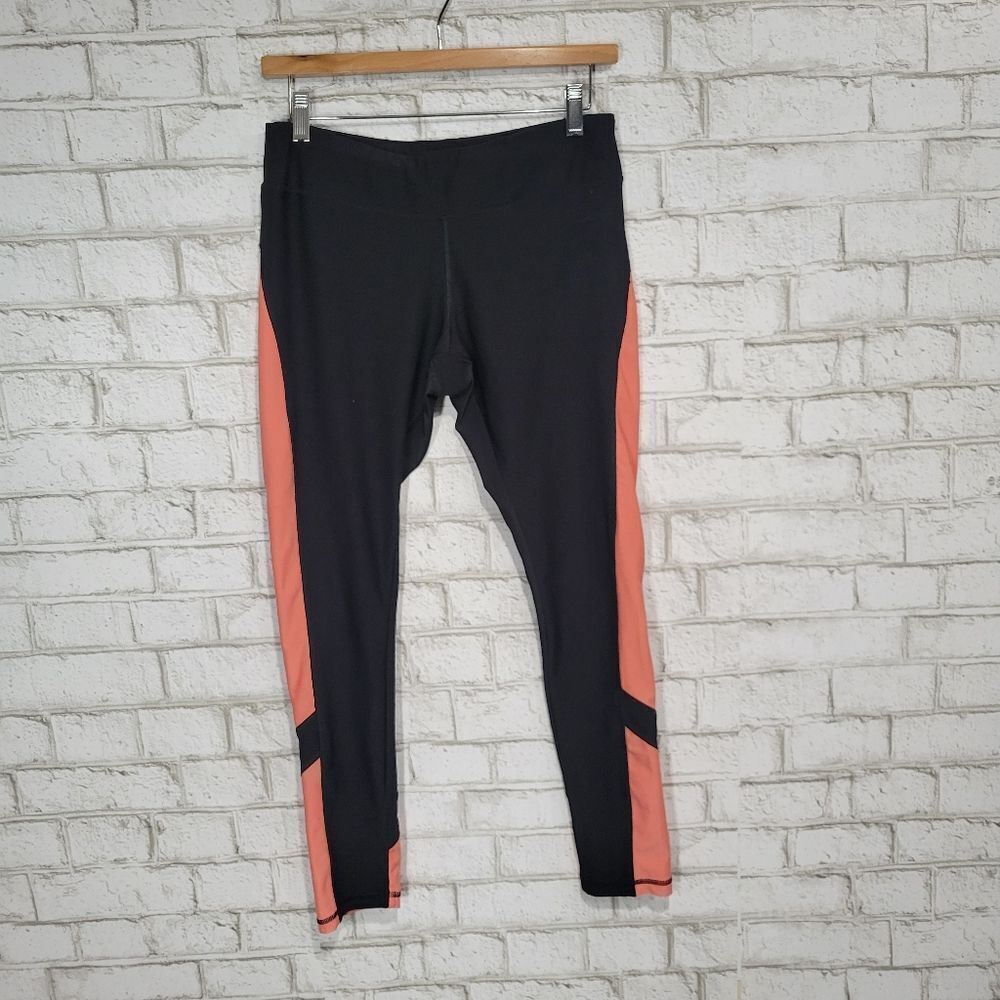 Avia black and pink leggings